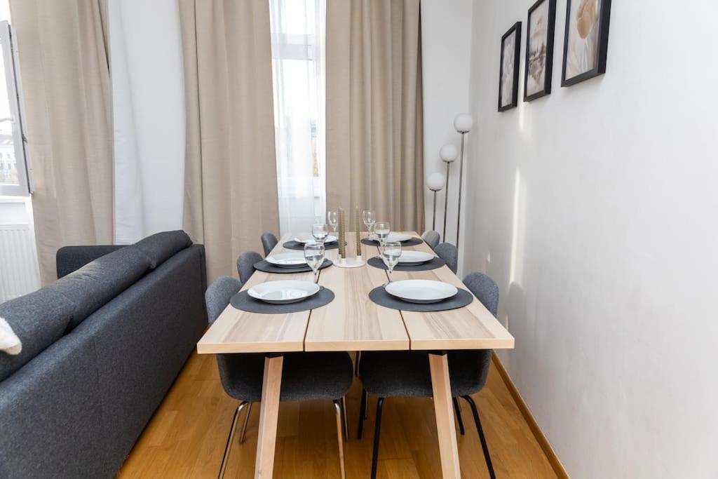 Orestaliving- 3Br On The Daube Canal/Friedensbruecke Viena Exterior foto